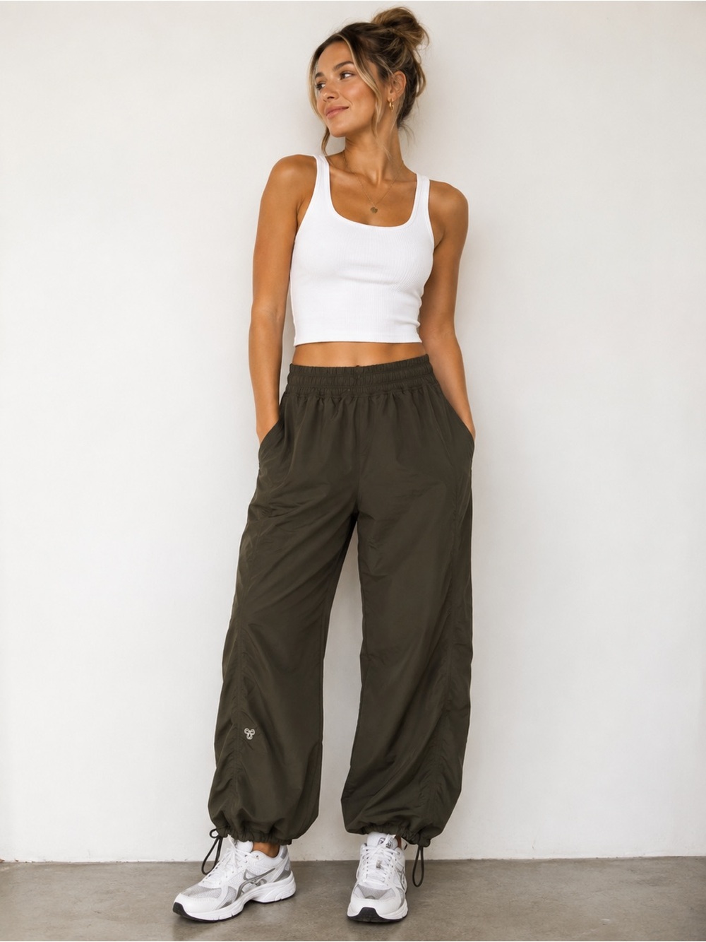 Artizia golden track pants in olive